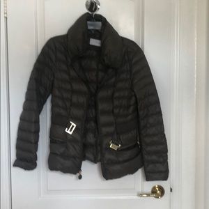 Tahari jacket size s